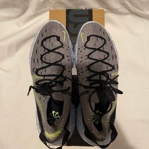 Nike space hippie 
Mens size 8 
Womens 91/2
Worn once 
No returns